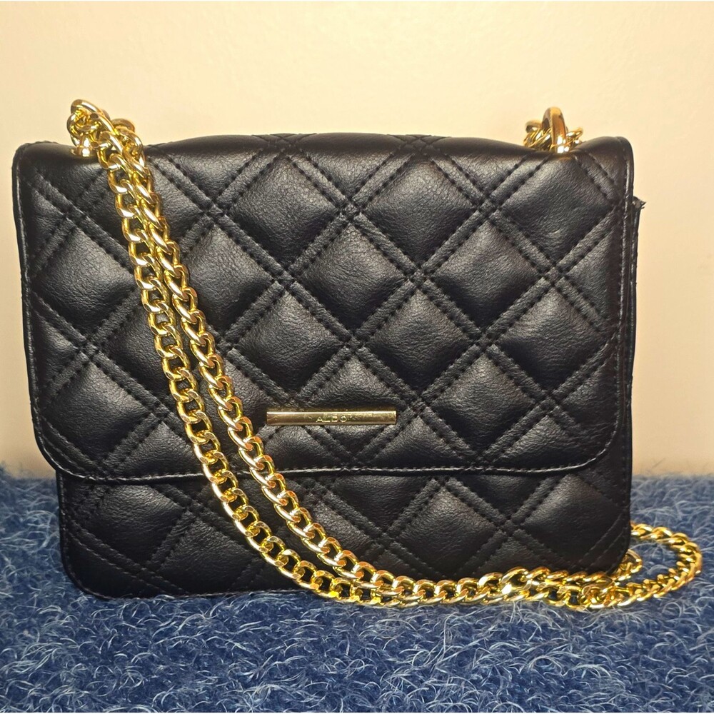 ALDO Black Quilted Flap Shoulder Bag Gold Chain Strap Lined Small Classic